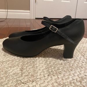 Capezio Character Shoes Size 8.5 Black Student Footlight